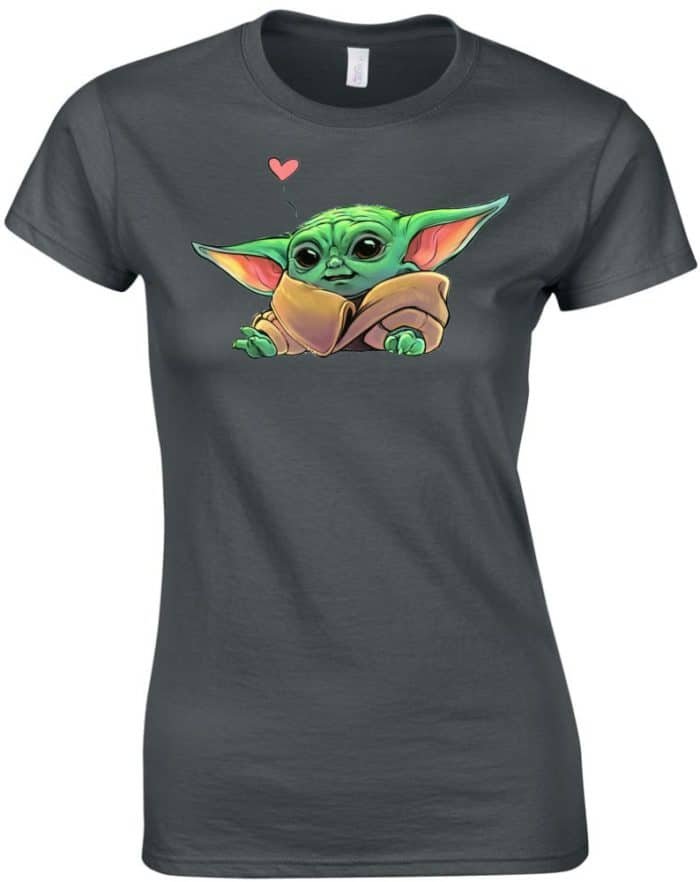 Baby Yoda szív női póló