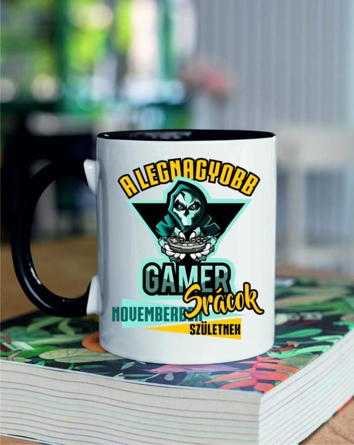 A legnagyobb gamer srácok novemberben születnek bögre