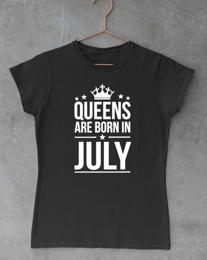 Queens are born in july fehér női póló